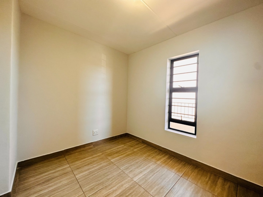 2 Bedroom Property for Sale in Parklands North Western Cape